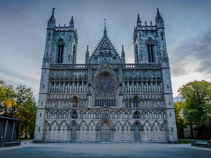 Nidarosdomen-cathedral-in-Trondheim-jpg